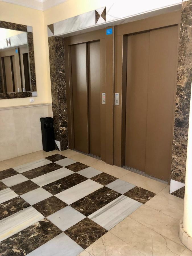 Apartamento Wanda Ifema Con Parking Y Piscina マドリード エクステリア 写真