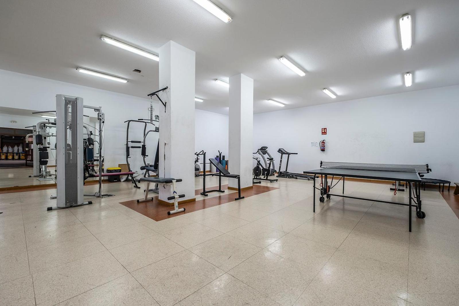 Apartamento Wanda Ifema Con Parking Y Piscina マドリード エクステリア 写真