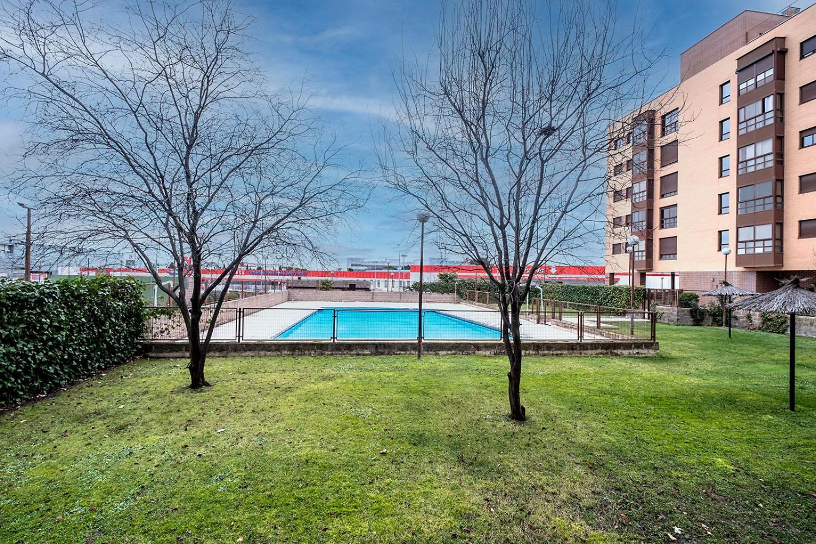 Apartamento Wanda Ifema Con Parking Y Piscina マドリード エクステリア 写真