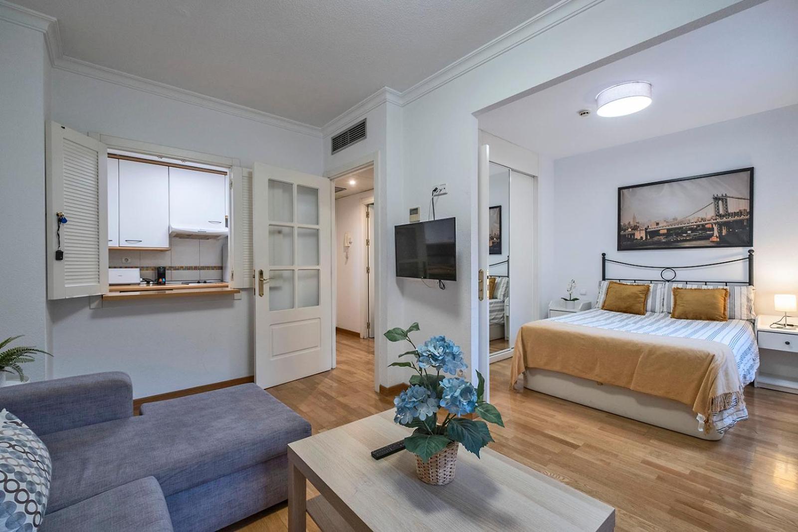 Apartamento Wanda Ifema Con Parking Y Piscina マドリード エクステリア 写真
