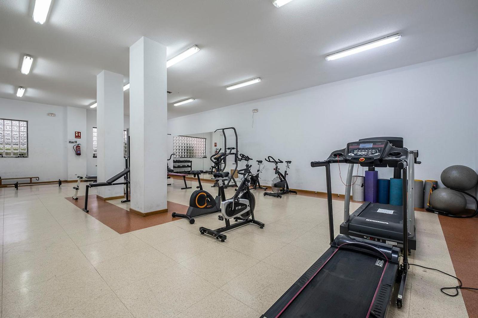 Apartamento Wanda Ifema Con Parking Y Piscina マドリード エクステリア 写真