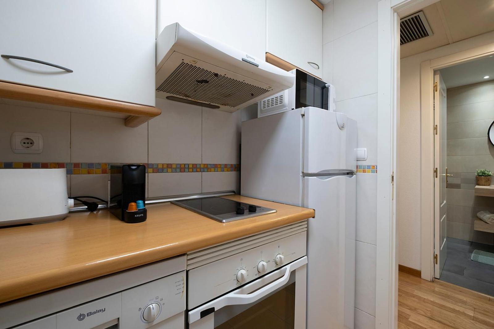 Apartamento Wanda Ifema Con Parking Y Piscina マドリード エクステリア 写真